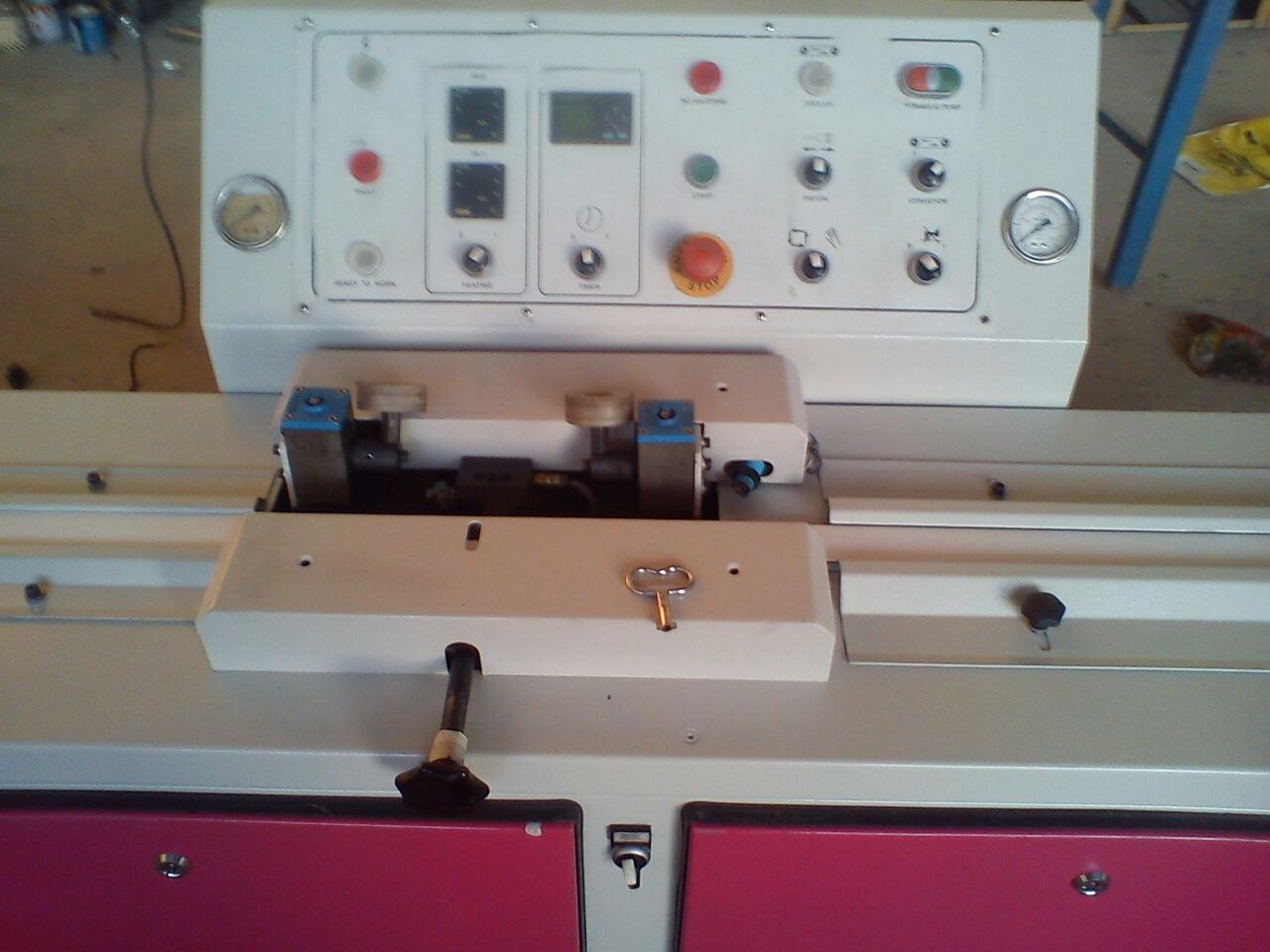 دستگاه بوتیل دستگاه بوتیل